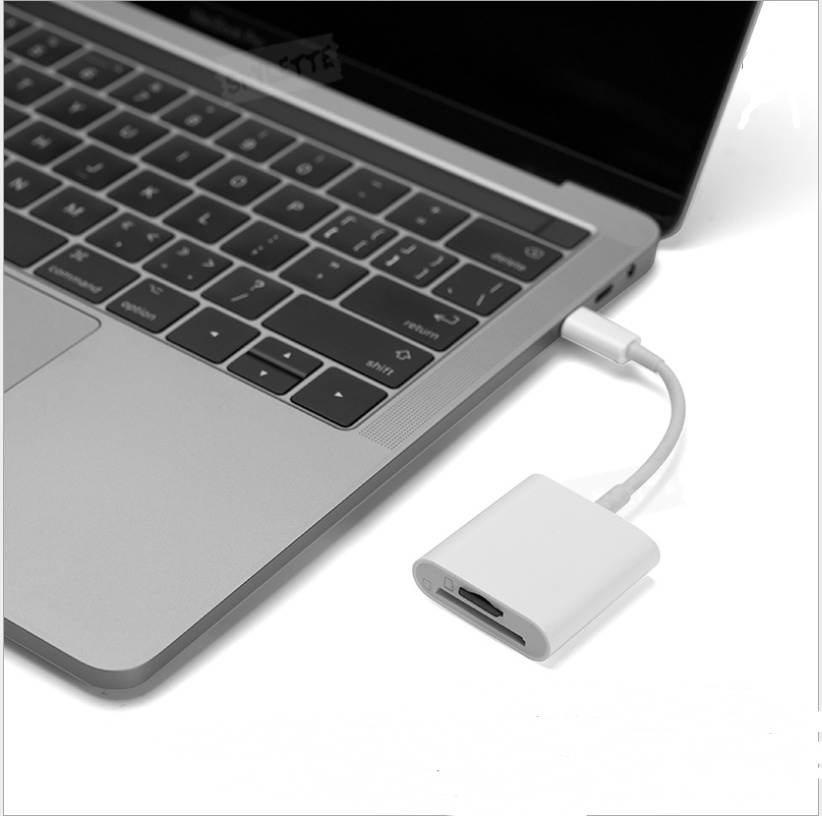 USB-C SD & MicroSD Card Reader - Image 4
